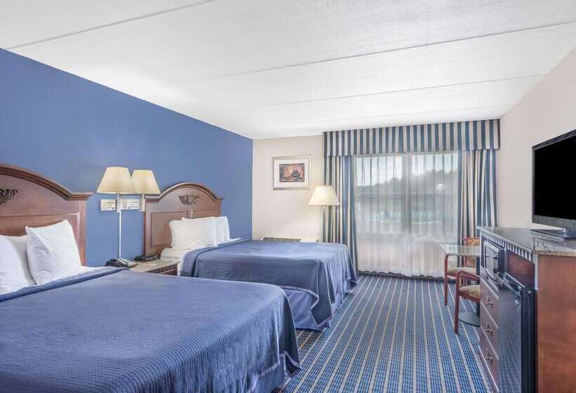 Отель Howard Johnson By Wyndham Bangor