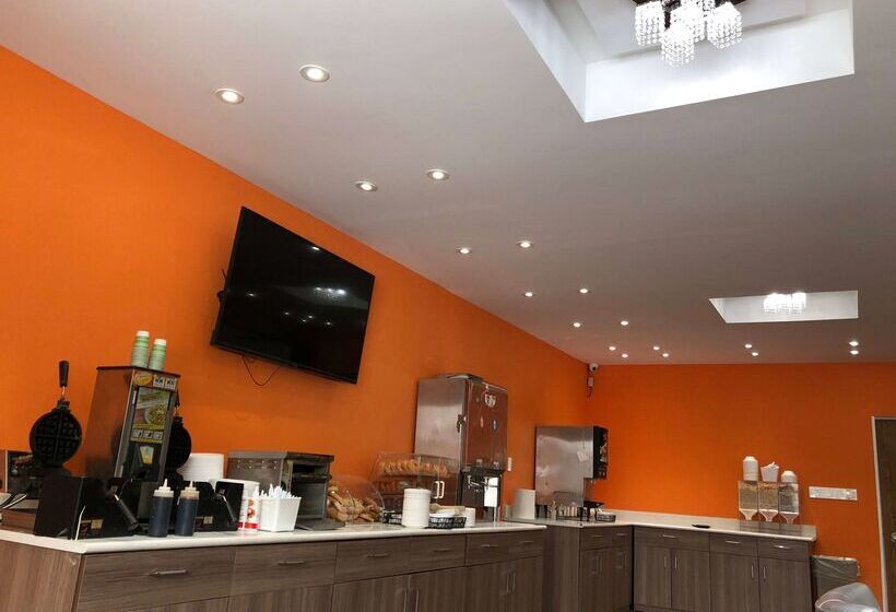 فندق Howard Johnson By Wyndham Harrisburg