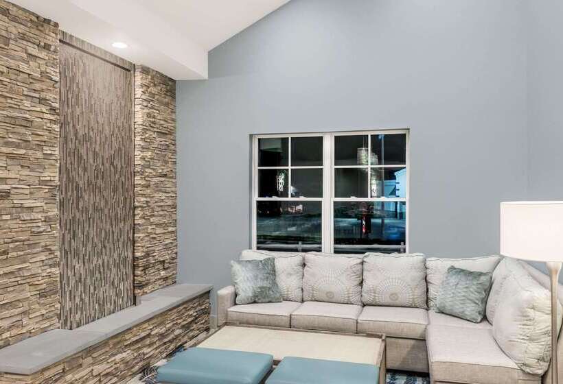 酒店 Howard Johnson By Wyndham Middletown Newport Area