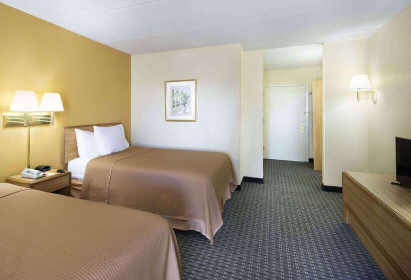 酒店 Howard Johnson By Wyndham Newburgh