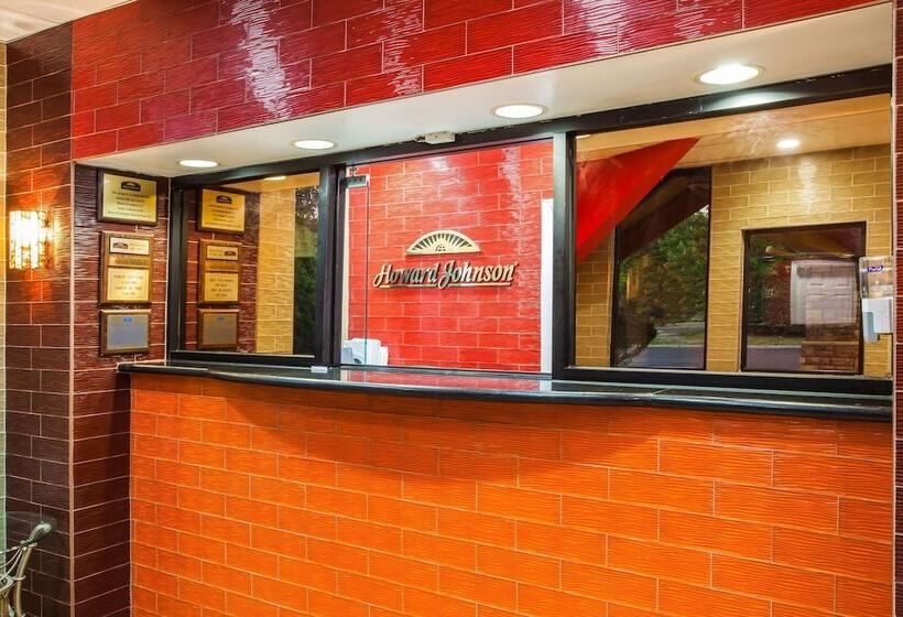 ホテル Howard Johnson By Wyndham North Plainfield