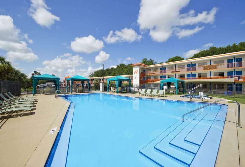 فندق Howard Johnson By Wyndham Ocala Fl I 75
