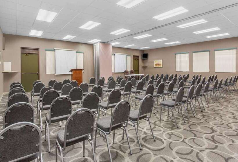 فندق Howard Johnson By Wyndham Ocala Fl I 75