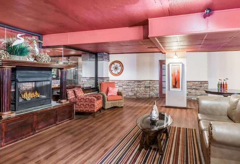 هتل Howard Johnson Plaza  By Wyndham Ocean City Oceanfront