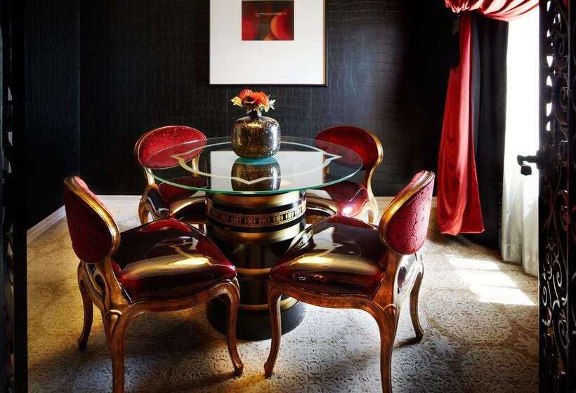 ホテル Huntington