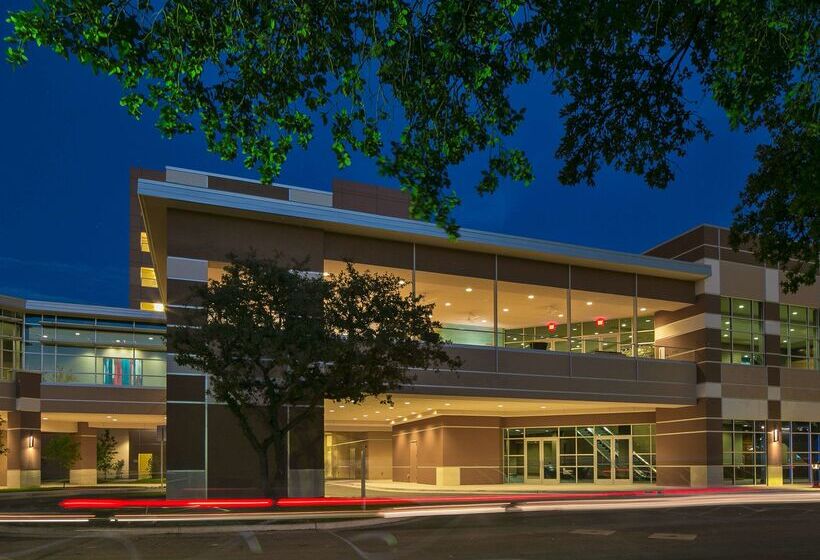 هتل Hyatt Regency Austin
