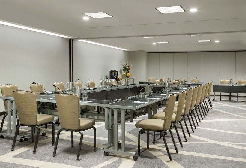 Отель Hyatt Regency Bethesda Near Washington D.c