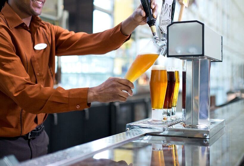 هتل Hyatt Regency Dallas