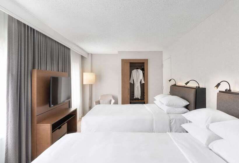 هتل Hyatt Regency Deerfield