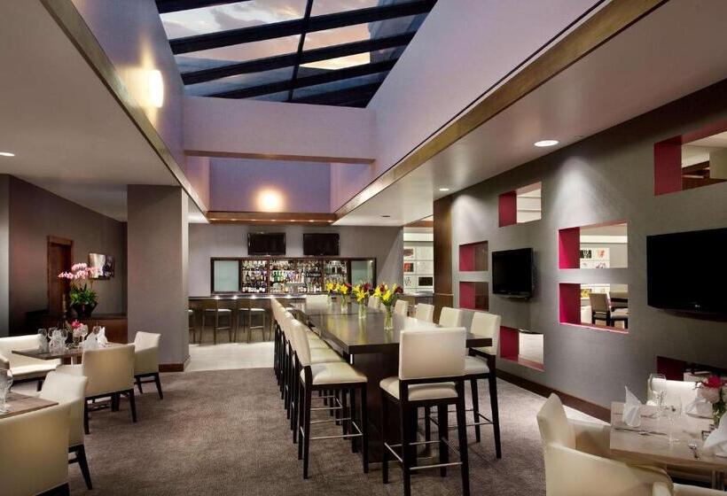 هتل Hyatt Regency Deerfield