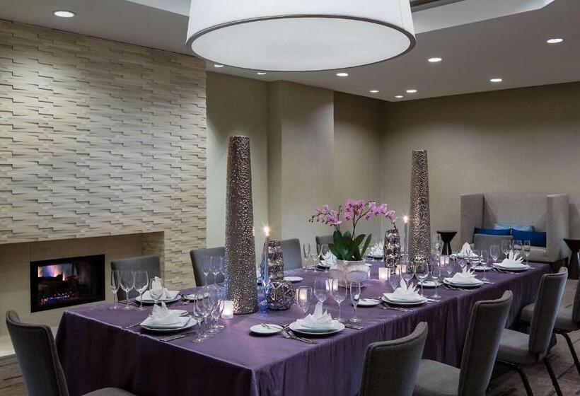 هتل Hyatt Regency Deerfield