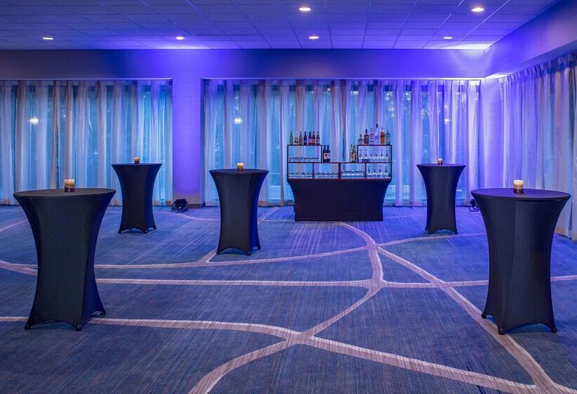 Sonesta Hotel Houston Iah Airport