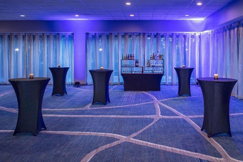 Sonesta Hotel Houston Iah Airport