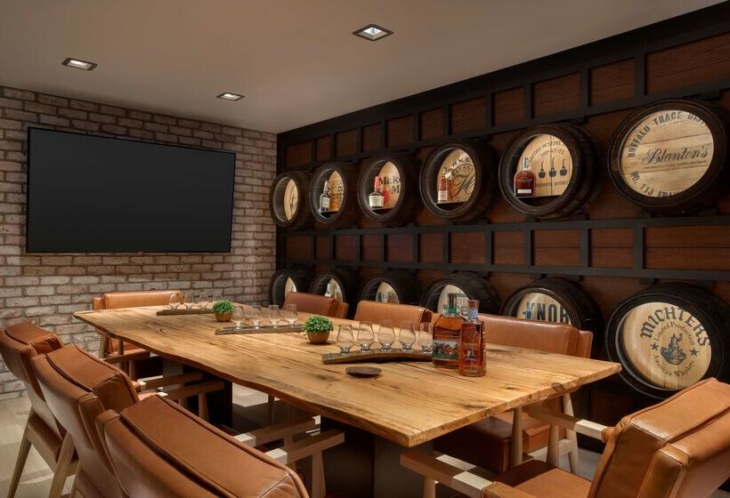 Отель Hyatt Regency Louisville