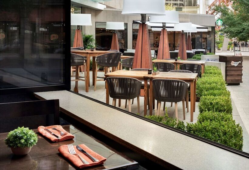 Отель Hyatt Regency Louisville