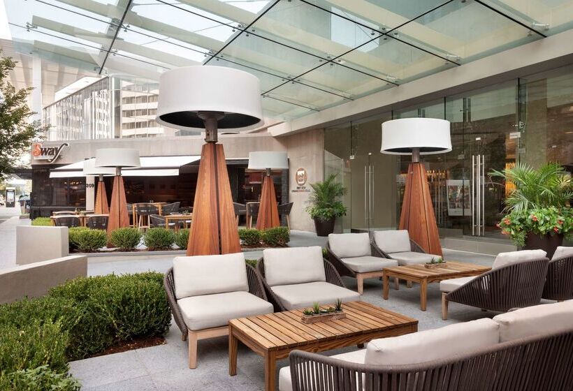 Отель Hyatt Regency Louisville