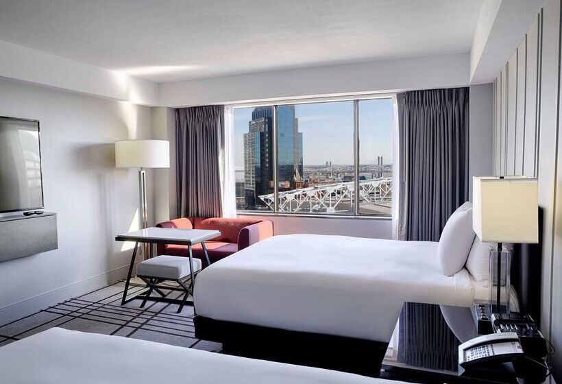 Отель Hyatt Regency Louisville