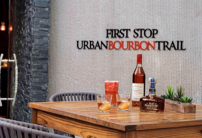 Отель Hyatt Regency Louisville