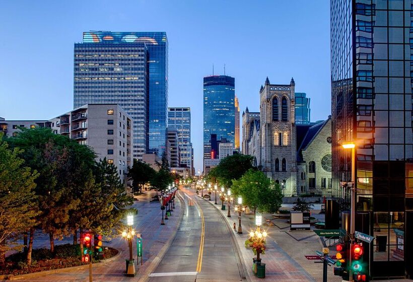 هتل Hyatt Regency Minneapolis