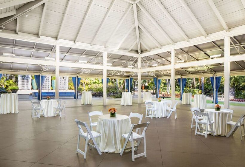 فندق Hyatt Regency Newport Beach