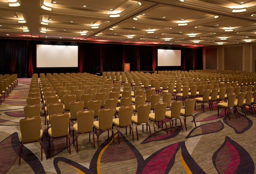 Отель Hyatt Regency Sacramento