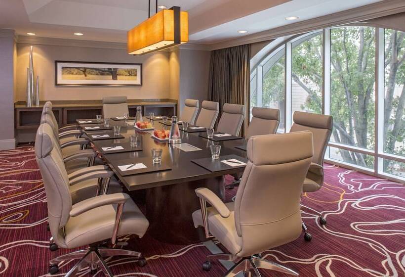 Отель Hyatt Regency Sacramento