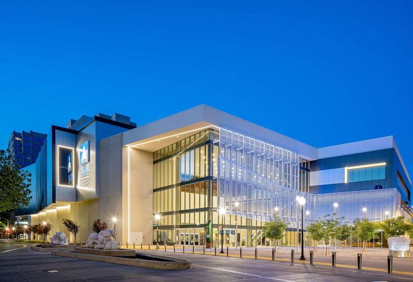 Отель Hyatt Regency Sacramento