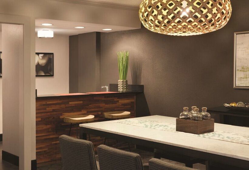 هتل Hyatt Regency Savannah