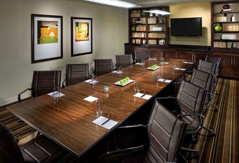 Отель Hyatt Regency Suites Atlanta Northwest