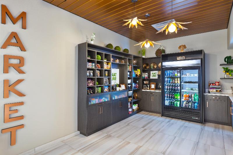 هتل Indigo Rochester Mayo Clinic Area