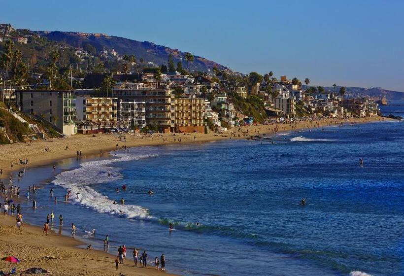 Отель Casa Loma Beach