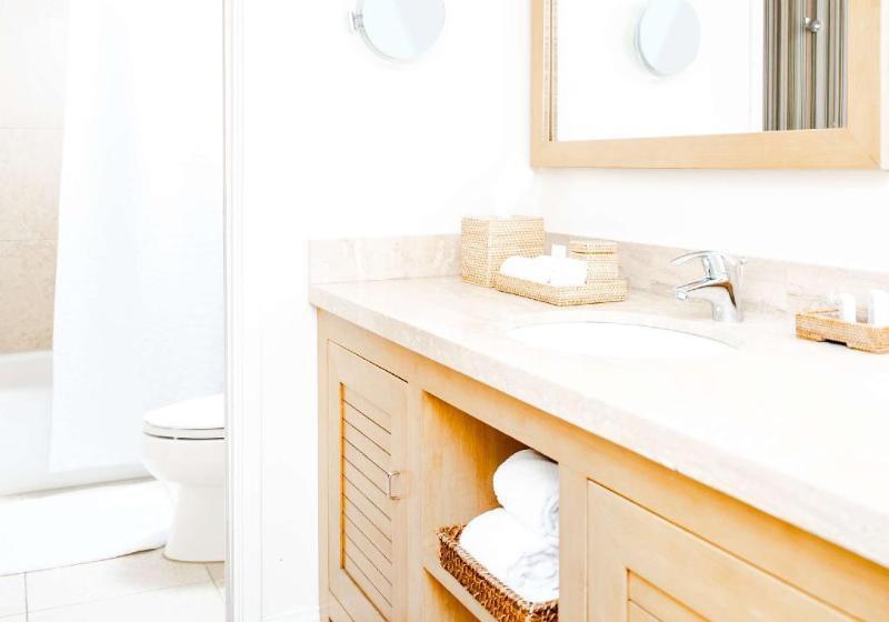 Отель Casa Loma Beach