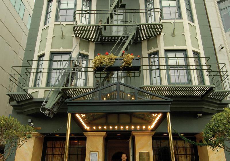 فندق Inn At The Opera