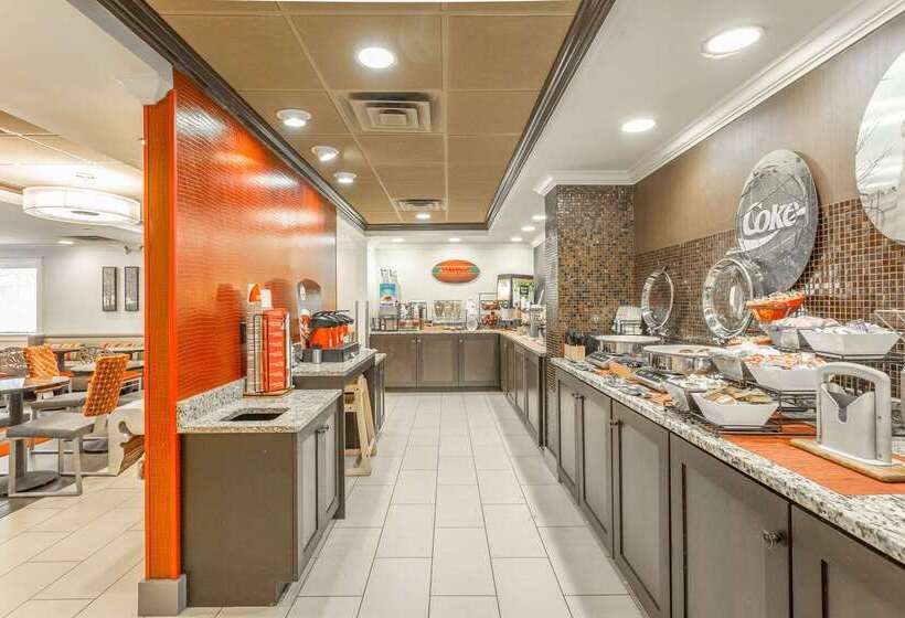 Inn At The Peachtrees, Ascend Hotel Collection