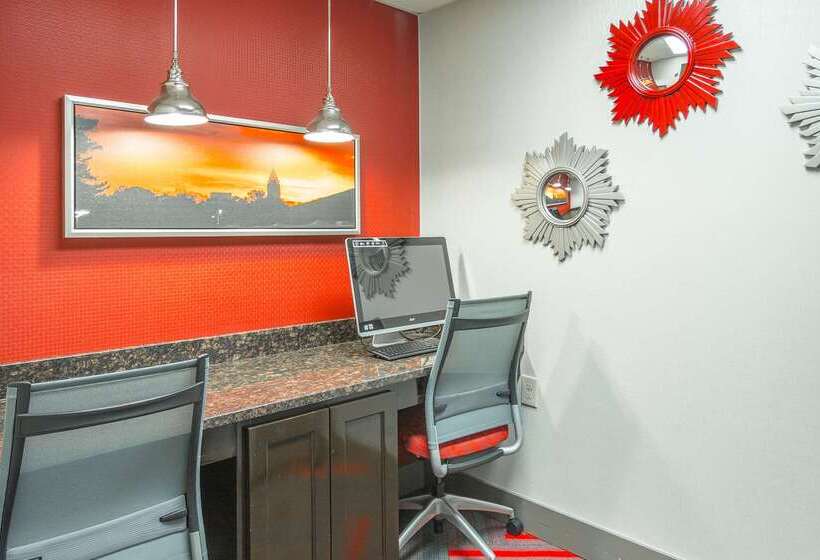 Inn At The Peachtrees, Ascend Hotel Collection