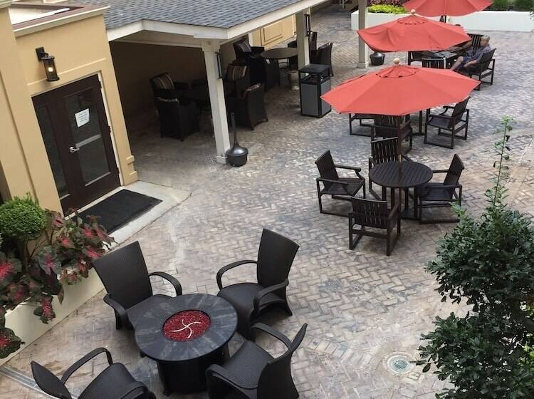 Inn At The Peachtrees, Ascend Hotel Collection