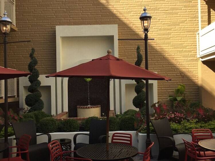 Inn At The Peachtrees, Ascend Hotel Collection