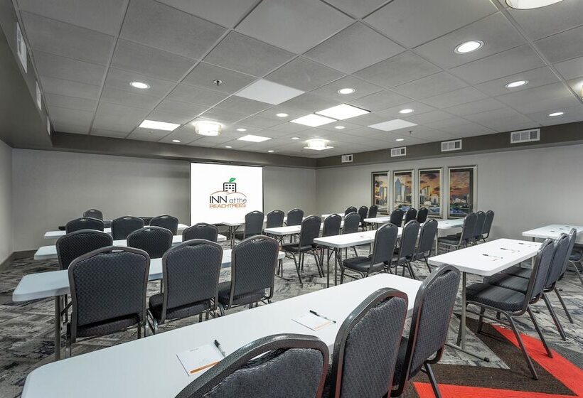 Inn At The Peachtrees, Ascend Hotel Collection