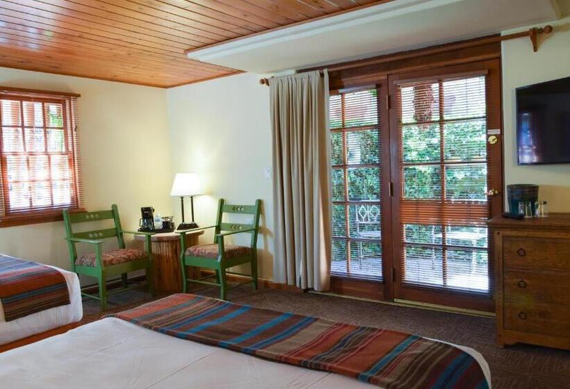 Отель Inn On The Alameda