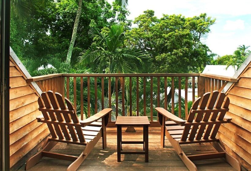 فندق Island City House