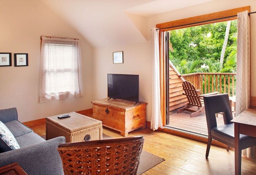 فندق Island City House