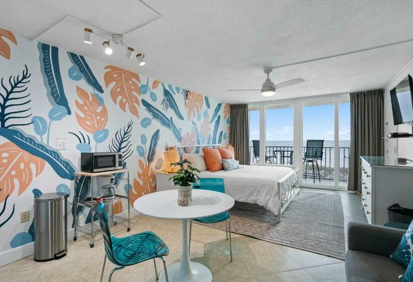 호텔 Island Inn Beach Resort