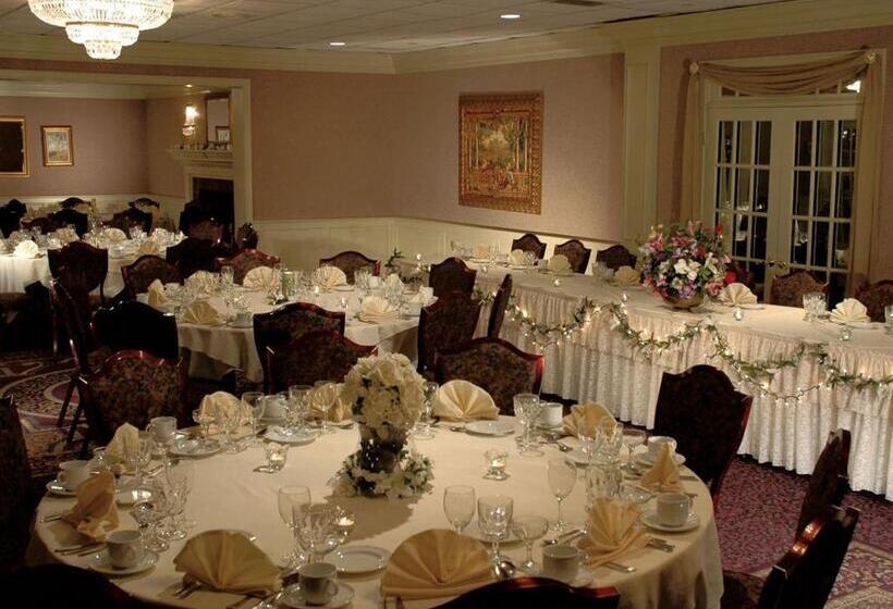 בית מלון כפרי John Carver Inn & Spa