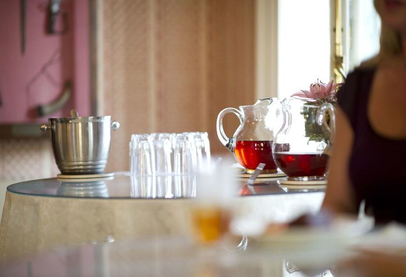 هتل John Rutledge House Inn