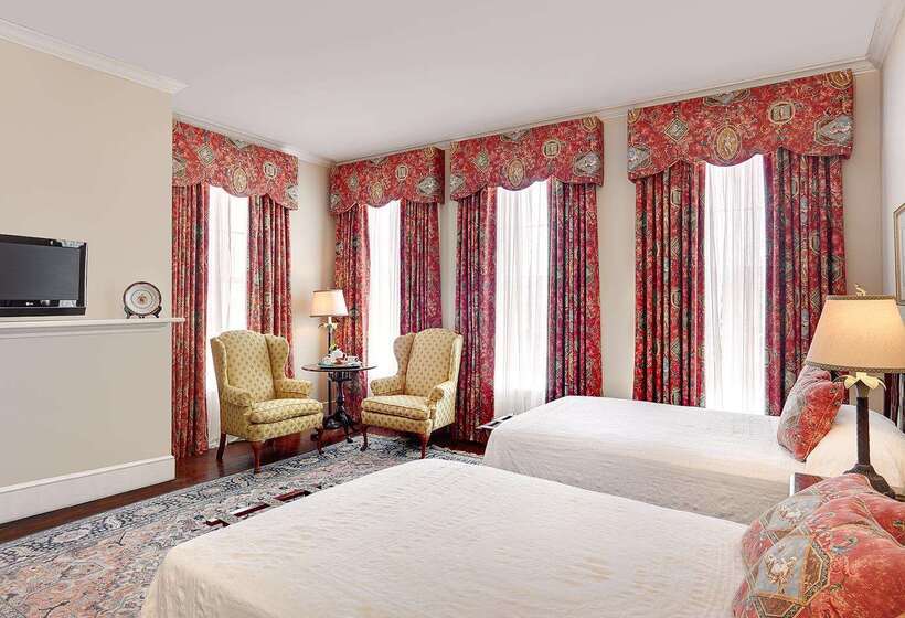 בית מלון כפרי John Rutledge House Inn