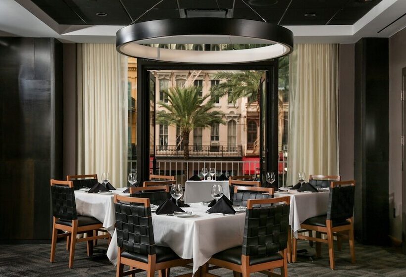 هتل Jw Marriott New Orleans