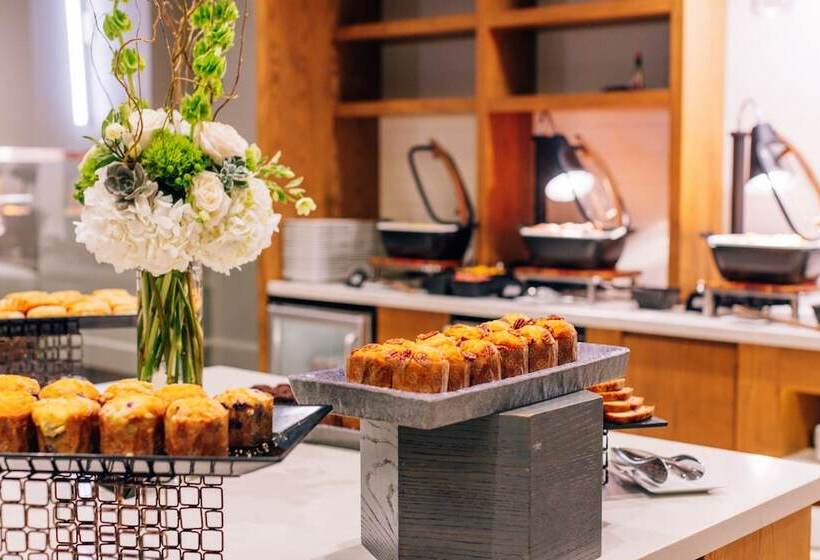 هتل Jw Marriott New Orleans