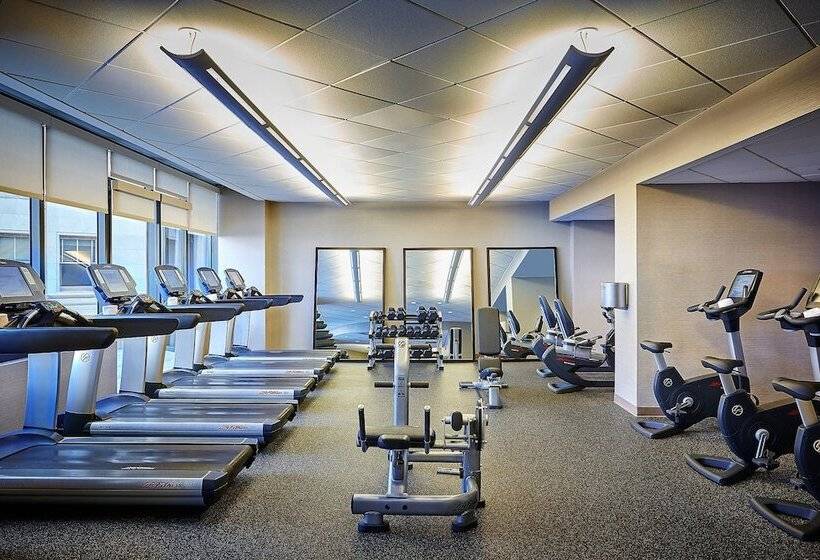 هتل Jw Marriott New Orleans