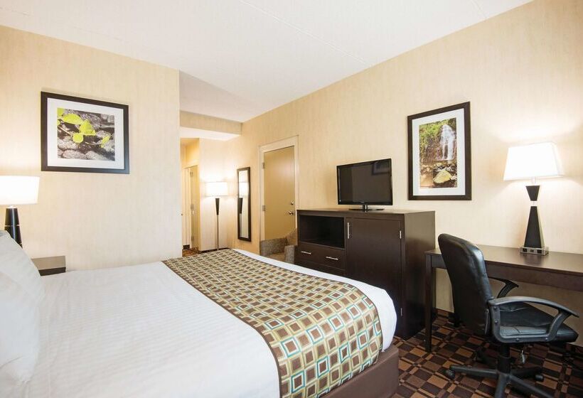 فندق La Quinta Inn By Wyndham Buffalo Airport