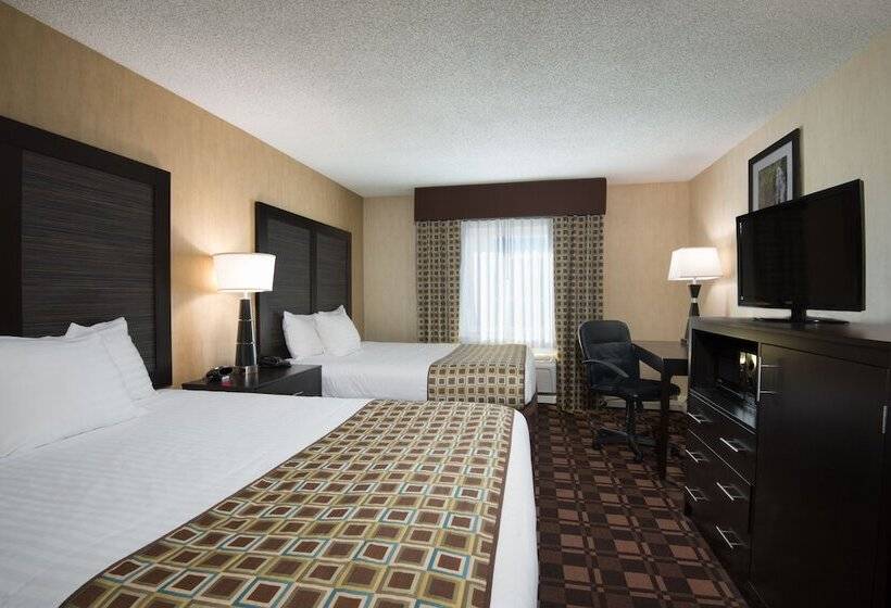 فندق La Quinta Inn By Wyndham Buffalo Airport